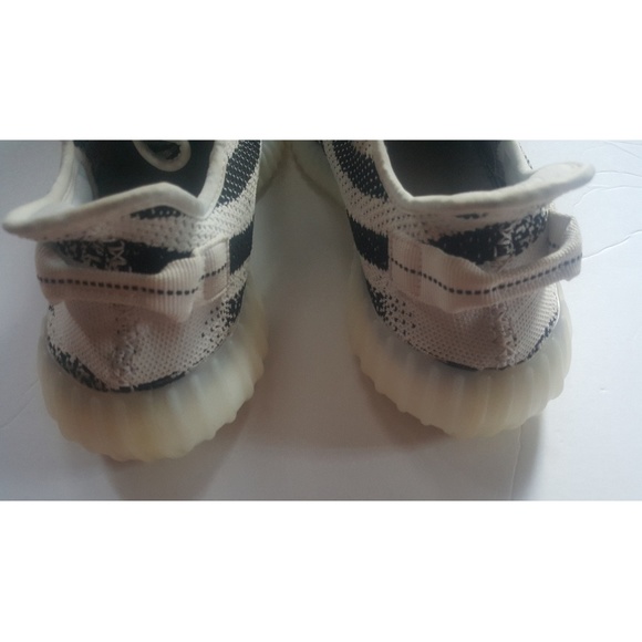 Adidas Yeezy Boost 350 V2 Zebra - Picture 6 of 7